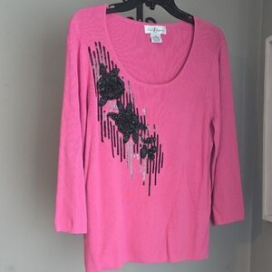 Stylish Pink Top with Black Floral Accents Size XL